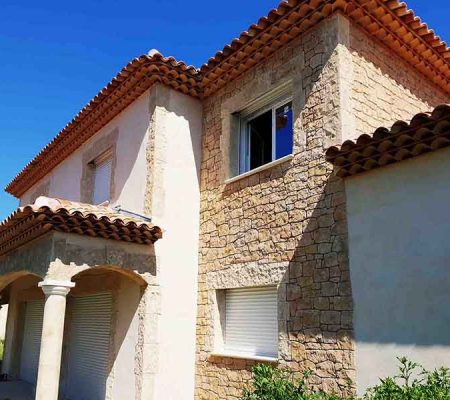 Façade imitation pierre extérieur à La Colle sur Loup (06) Alpes Maritimes