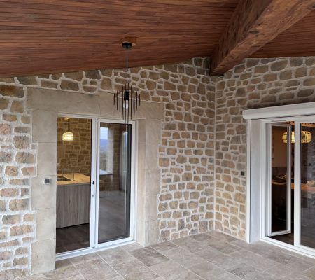 Décoration murale intérieure à Saint-Maximin-la-Sainte-Baume (83) Var, véranda